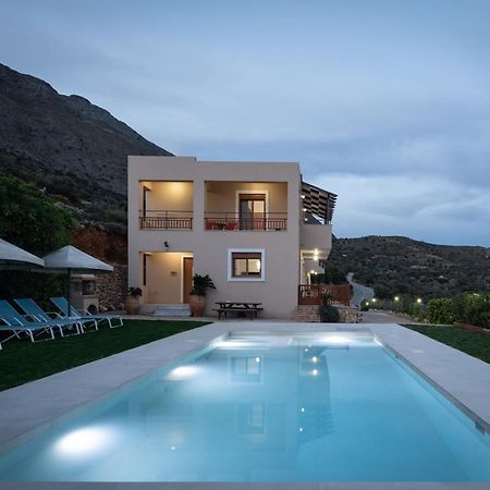 Triopetra Luxury Villas Panagia Luaran gambar