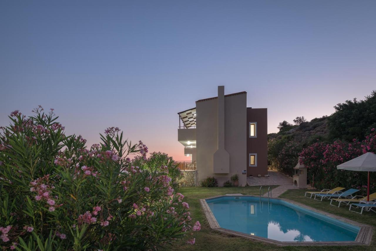 Triopetra Luxury Villas Panagia Luaran gambar