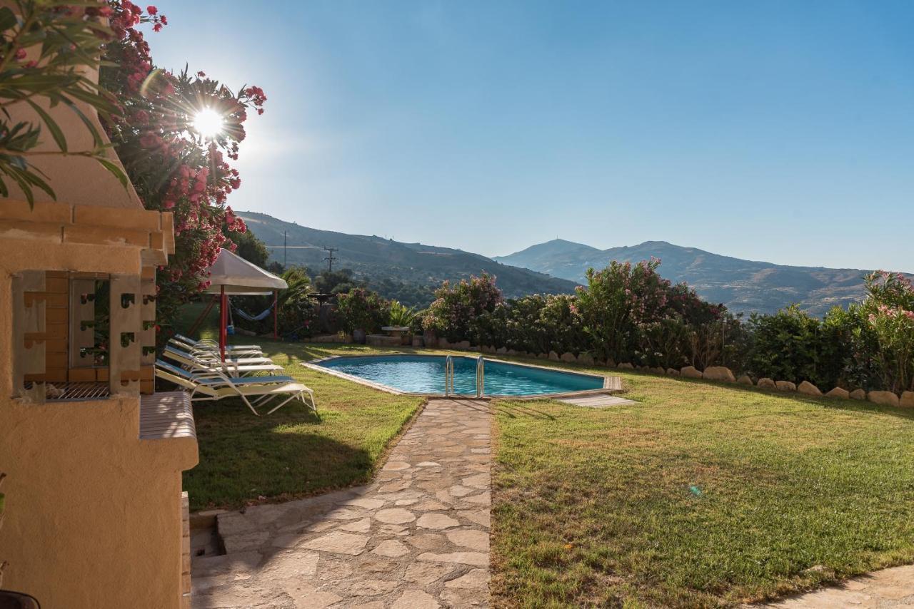 Triopetra Luxury Villas Panagia Luaran gambar
